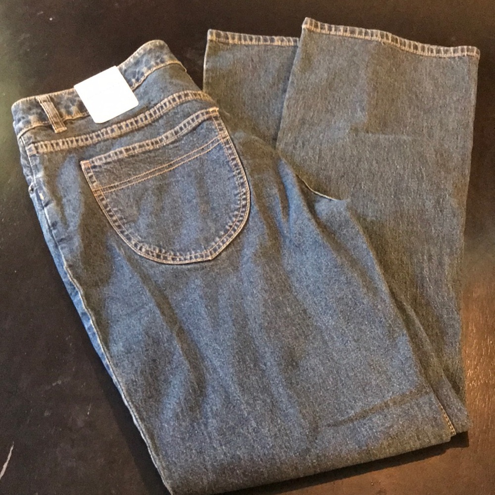 NWT Women’s 6 P VanHeusen Denim Jeans 👖❤️